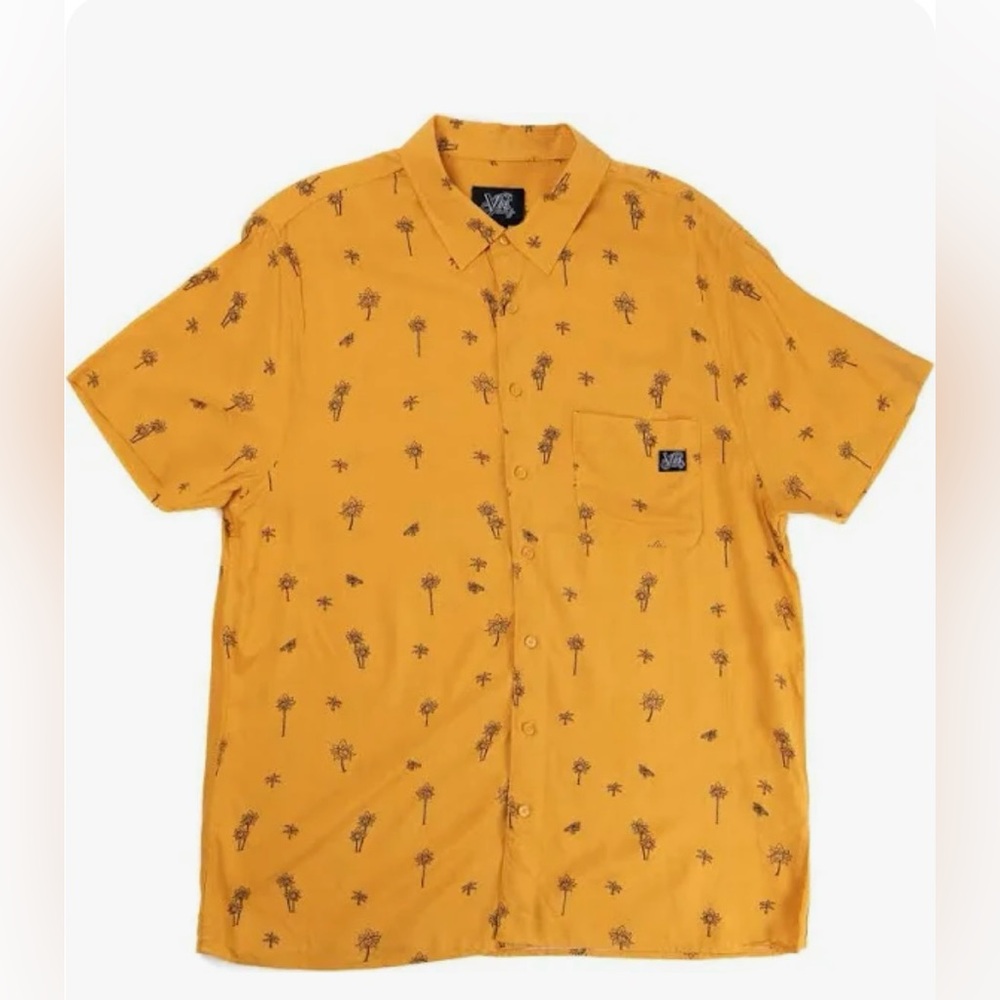 NEW Men’s Yellow Palm Print Casual button down Val surf Shirt LARGE